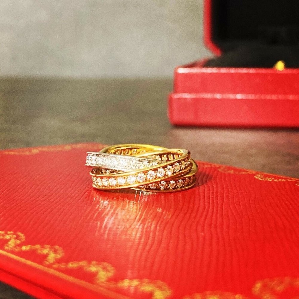 Cartier Trinity Tricolor Diamond Ring w/ Box & Cer - Picture 2 of 9